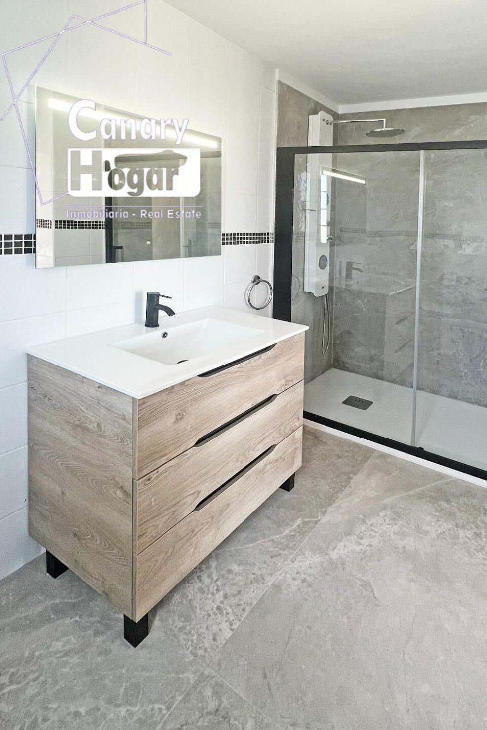 Penthouse for sale in  Costa Adeje, Spain - 057551