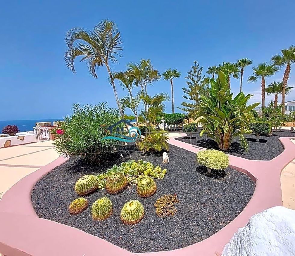 Penthouse for sale in  Costa Adeje, Spain - BES276