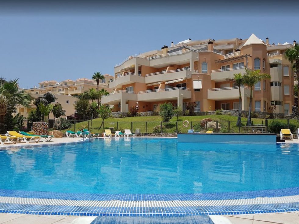 Penthouse for sale in  La Caleta, Spain - 043201