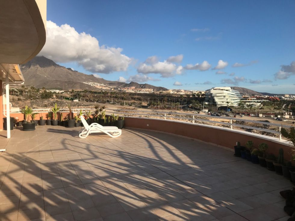 Penthouse for sale in  La Caleta, Spain - 043201