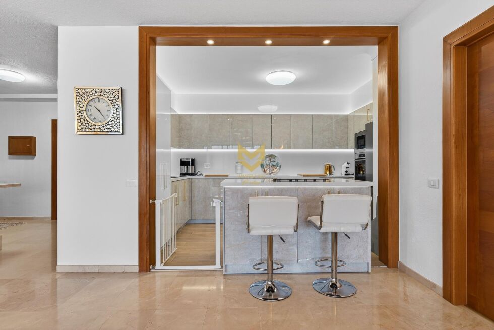 Penthouse for sale in  Marazul, Spain - P00097