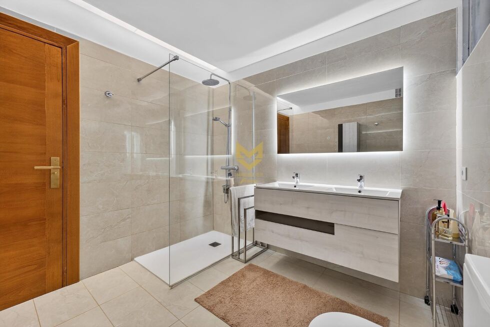 Penthouse for sale in  Marazul, Spain - P00097
