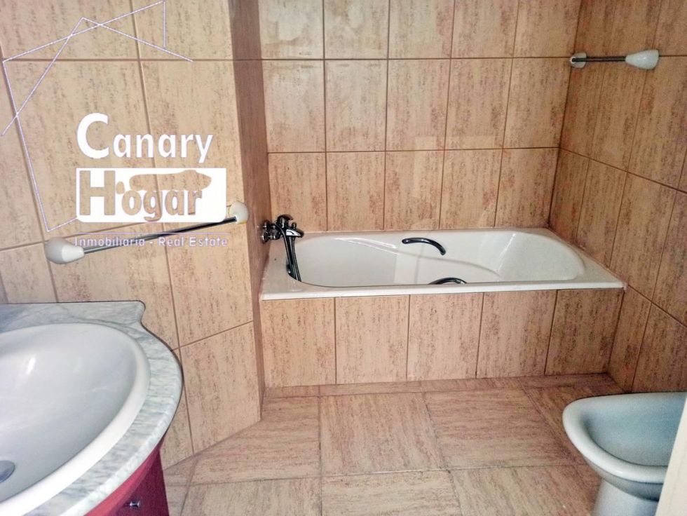 Penthouse for sale in  San Eugenio Alto, Spain - 049891