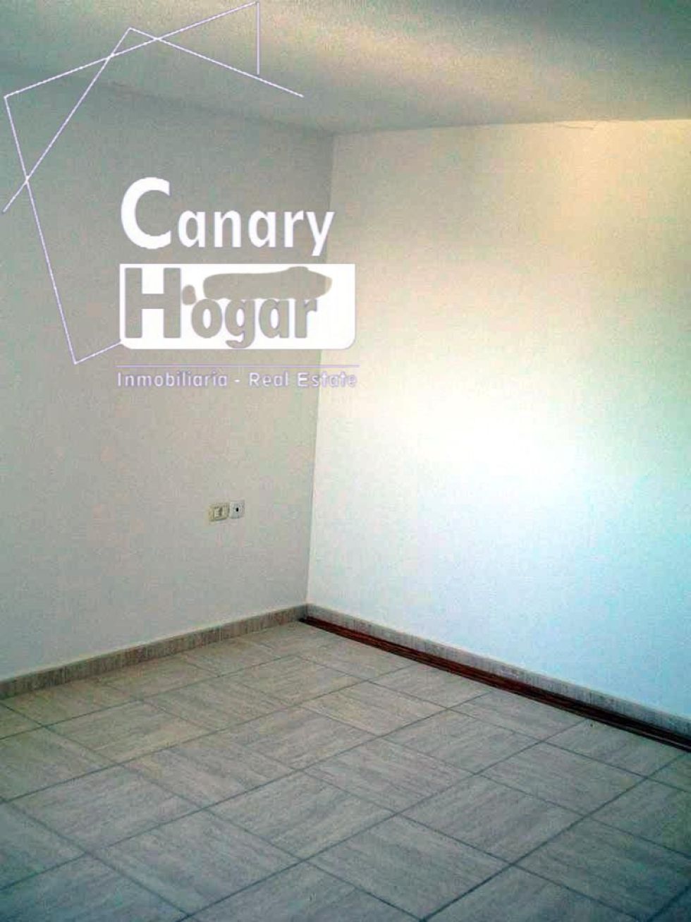 Penthouse for sale in  San Eugenio Alto, Spain - 049891