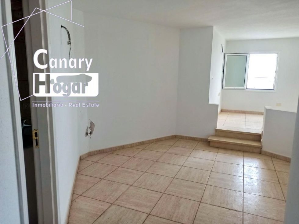 Penthouse for sale in  San Eugenio Alto, Spain - 049891