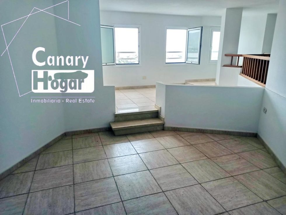 Penthouse for sale in  San Eugenio Alto, Spain - 049891