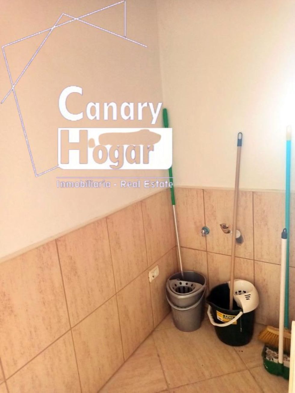 Penthouse for sale in  San Eugenio Alto, Spain - 049891