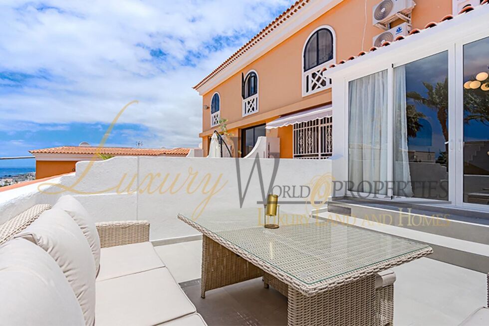 Penthouse for sale in  San Eugenio Alto, Spain - LWP4550 Ocean View -San Eugenio