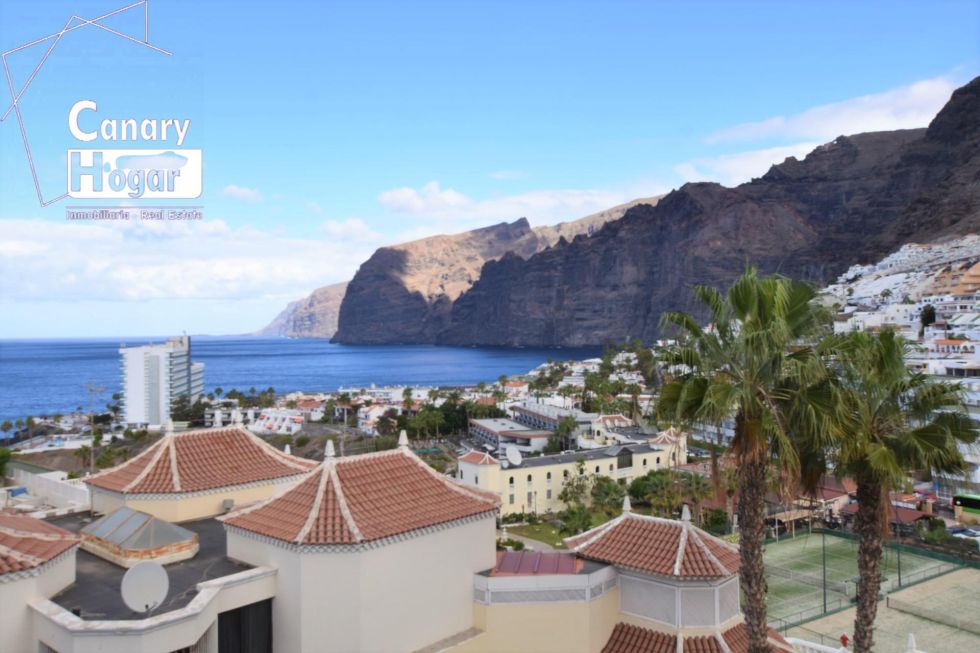 Penthouse for sale in  Santiago del Teide, Spain - 051991