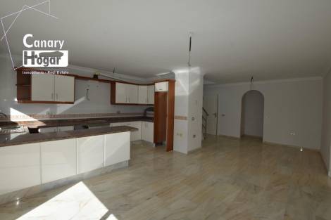 Penthouse for sale in  Santiago del Teide, Spain - 052001