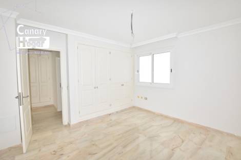 Penthouse for sale in  Santiago del Teide, Spain - 052001