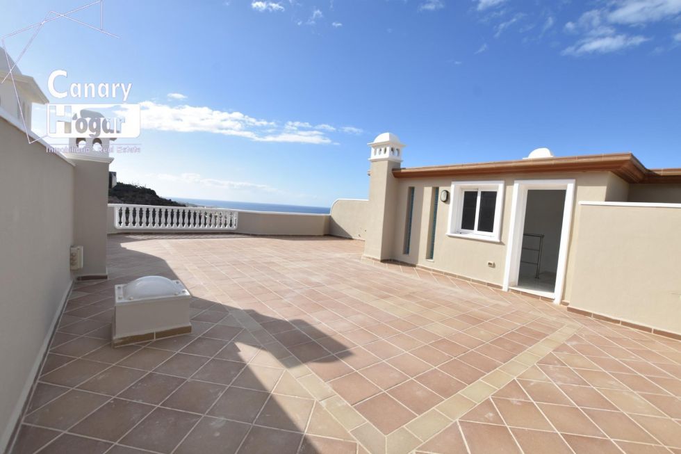 Penthouse for sale in  Santiago del Teide, Spain - 055681