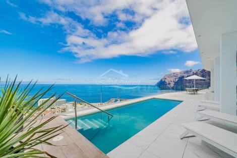 Penthouse for sale in  Santiago del Teide, Spain - 5800