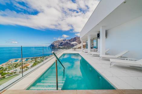 Penthouse for sale in  Santiago del Teide, Spain - 5800