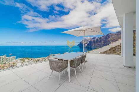 Penthouse for sale in  Santiago del Teide, Spain - P00048