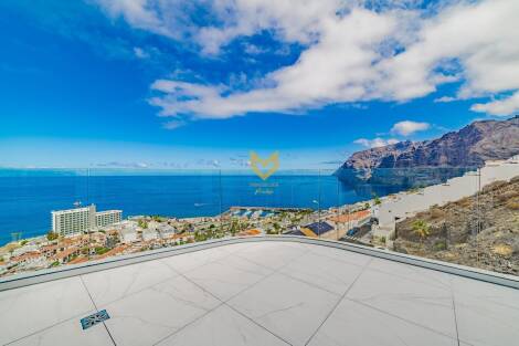 Penthouse for sale in  Santiago del Teide, Spain - P00048