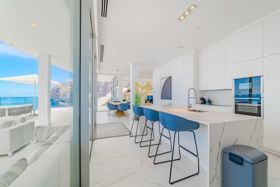 Penthouse for sale in  Santiago del Teide, Spain - P00048
