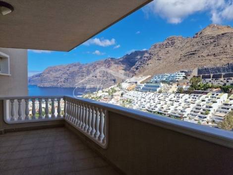 Penthouse for sale in  Acantilados de Los Gigantes, Spain - 5023
