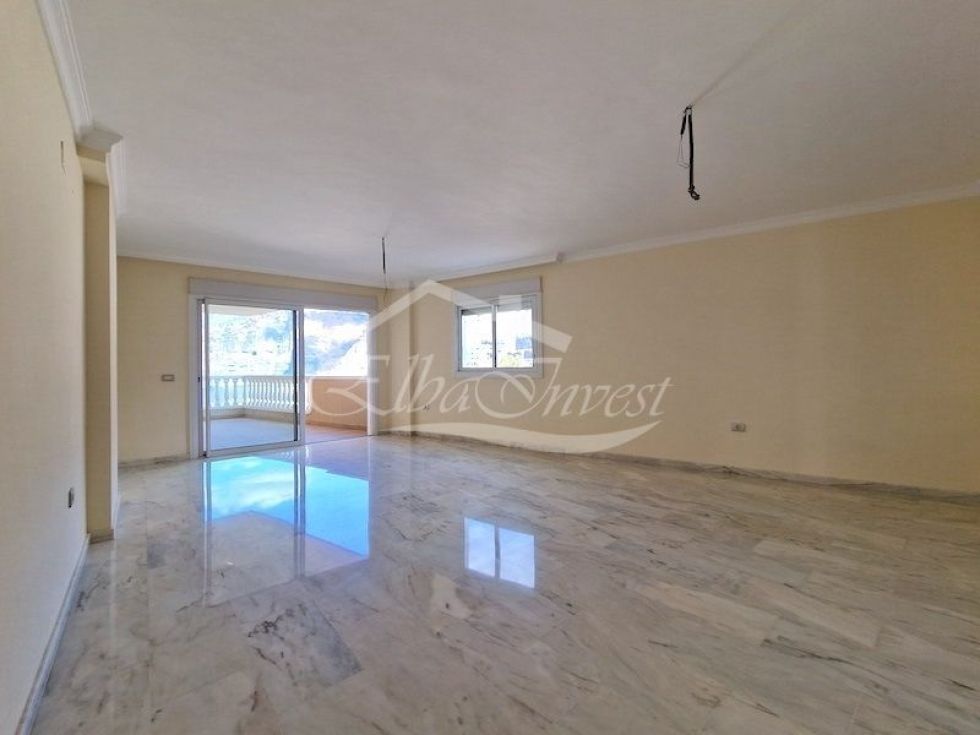 Penthouse for sale in  Acantilados de Los Gigantes, Spain - 5023