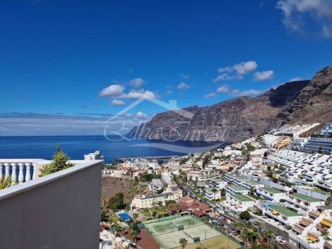 Penthouse for sale in  Acantilados de Los Gigantes, Spain - 5023