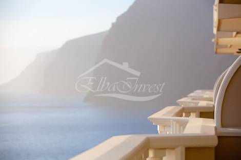 Penthouse for sale in  Acantilados de Los Gigantes, Spain - 5024