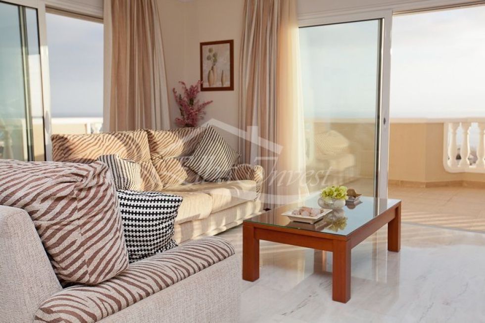 Penthouse for sale in  Acantilados de Los Gigantes, Spain - 5024