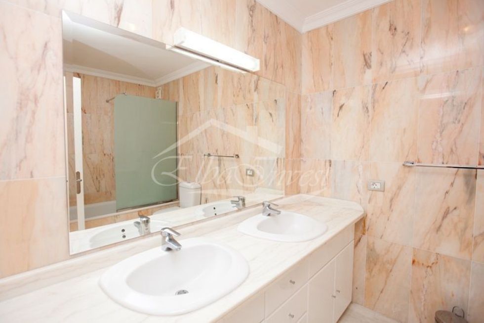Penthouse for sale in  Acantilados de Los Gigantes, Spain - 5024