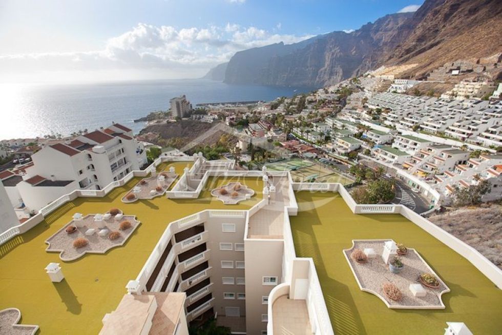 Penthouse for sale in  Acantilados de Los Gigantes, Spain - 5024