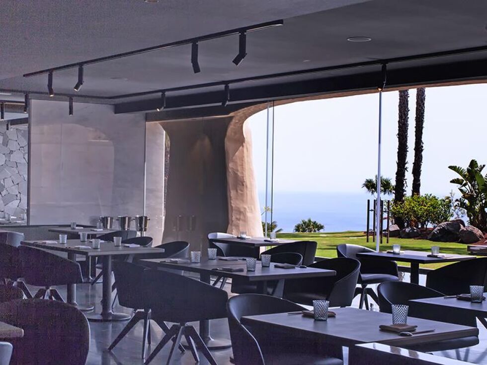 Penthouse for sale in  Alcalá, Spain - LWP2945 Los Jardines de Abama