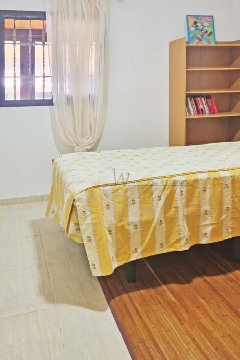 Penthouse for sale in  Cho II, Spain - LWP6087 Aneto I - Parque de la Reina