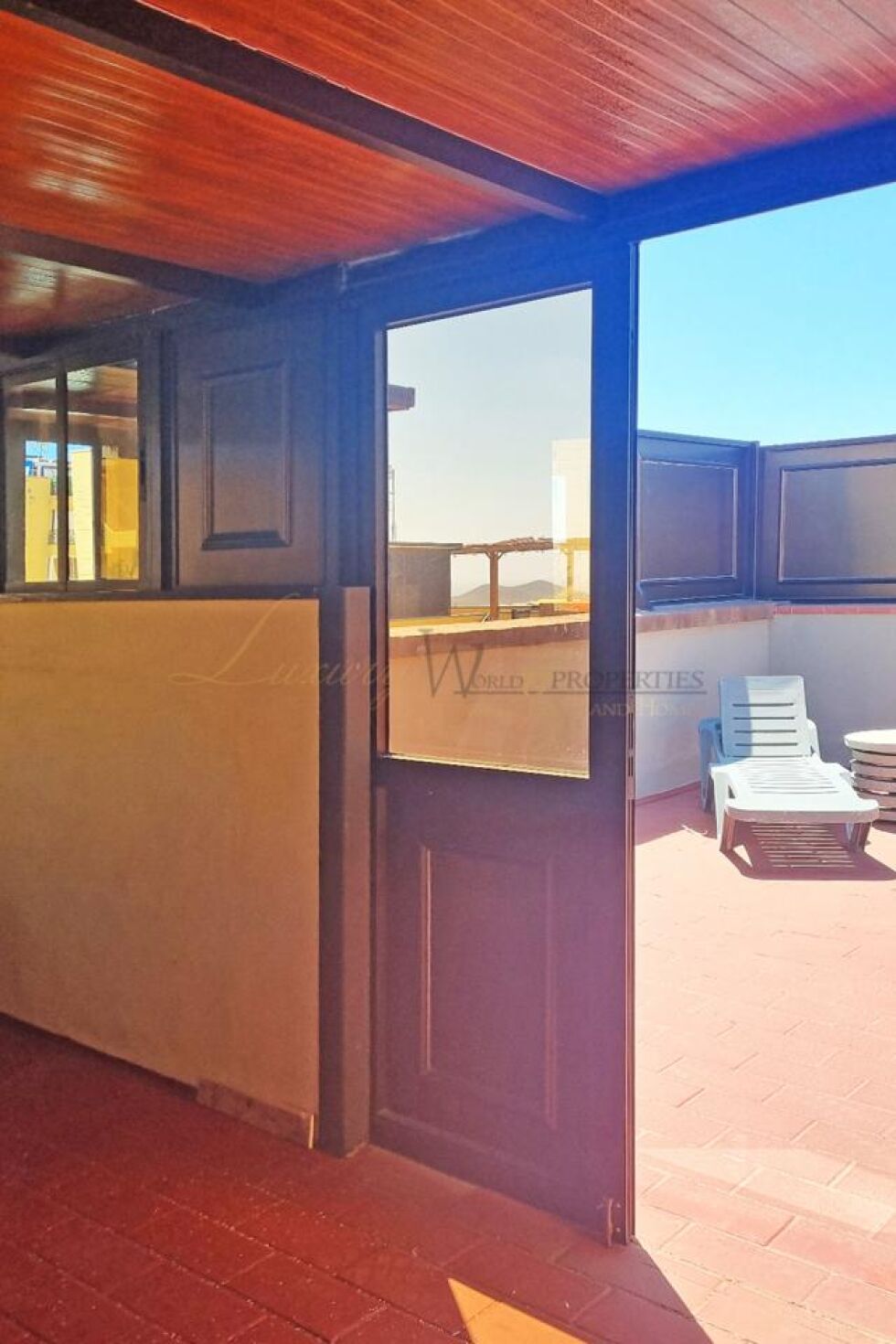 Penthouse for sale in  Cho II, Spain - LWP6087 Aneto I - Parque de la Reina