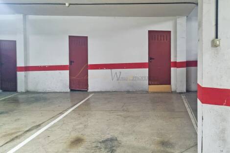 Penthouse for sale in  Cho II, Spain - LWP6087 Aneto I - Parque de la Reina