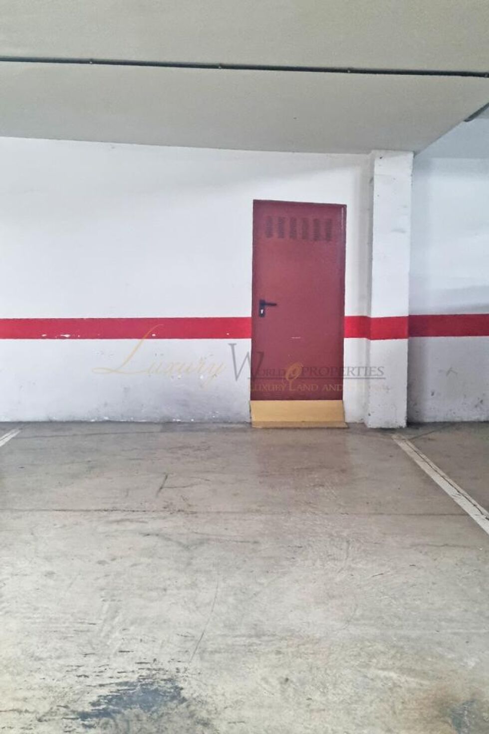 Penthouse for sale in  Cho II, Spain - LWP6087 Aneto I - Parque de la Reina