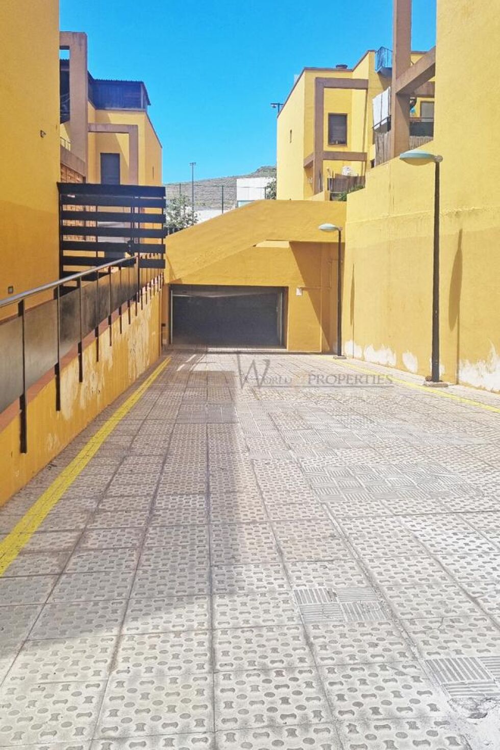 Penthouse for sale in  Cho II, Spain - LWP6087 Aneto I - Parque de la Reina