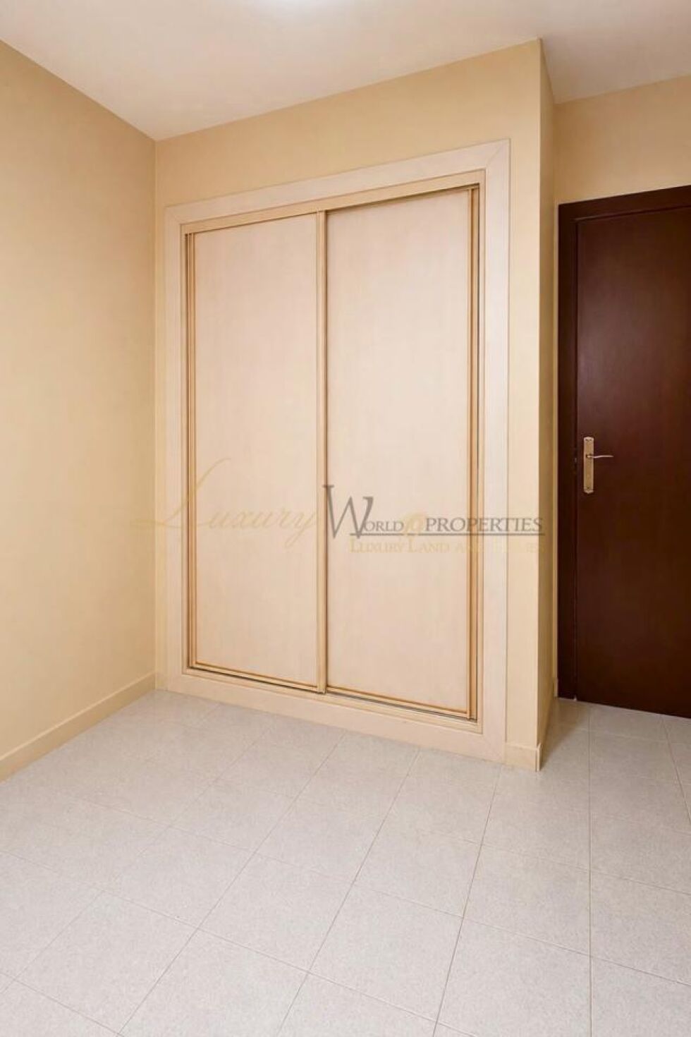 Penthouse for sale in  Cho II, Spain - LWP7108 Moncayo - Parque de la Reina