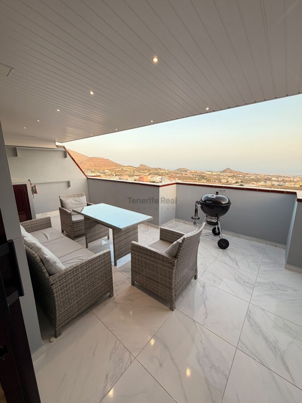Penthouse for sale in  Edificio Alejandro, Valle de San Lorenzo, Spain - TR-3055