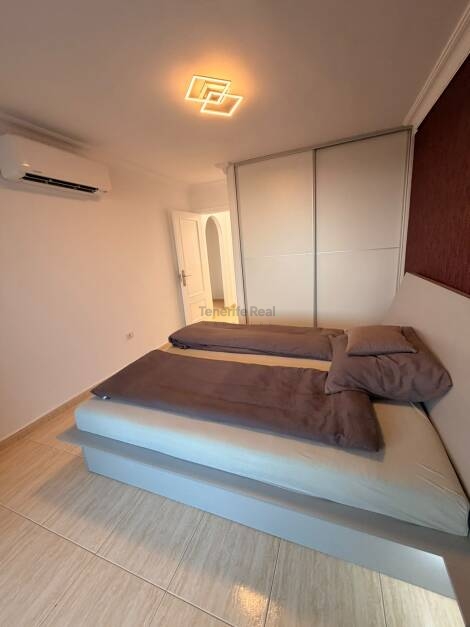 Penthouse for sale in  Edificio Alejandro, Valle de San Lorenzo, Spain - TR-3055