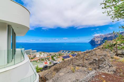 Penthouse for sale in  Santiago del Teide, Spain - TRC-2973