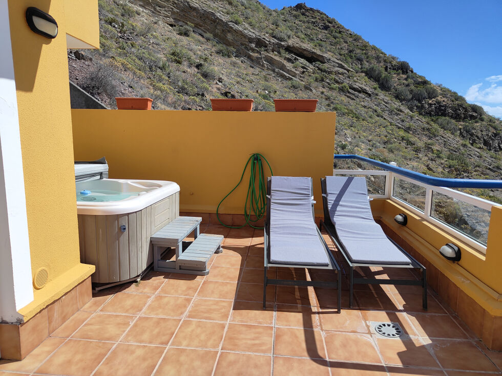 Penthouse for sale in  Costa Adeje, Spain - TRC-3072