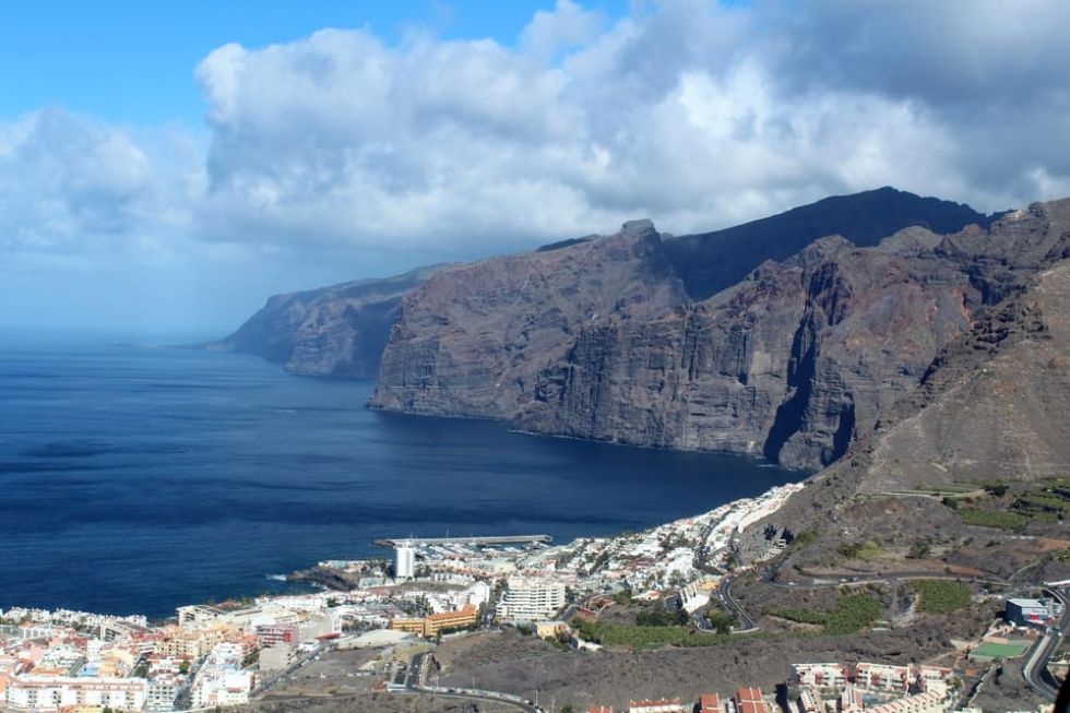 Scenic Helicopter Tour Over Tenerife