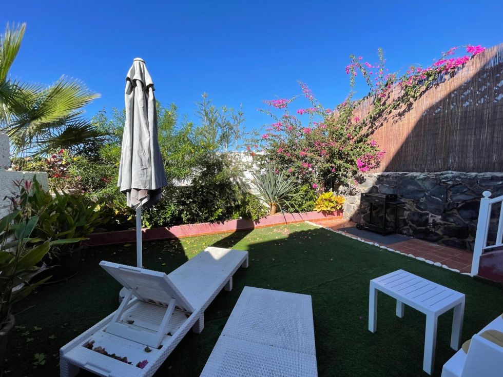 Semi-detached house for sale in  Adeje, Spain - 049591