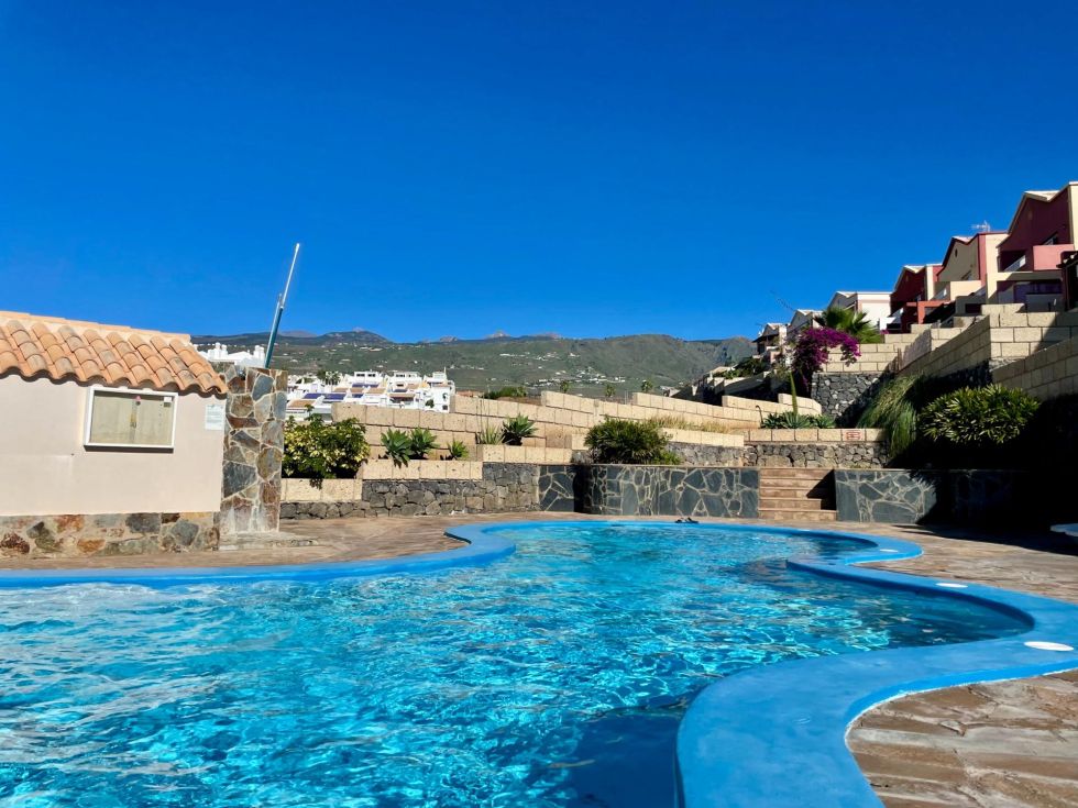 Semi-detached house for sale in  Adeje, Spain - 049591