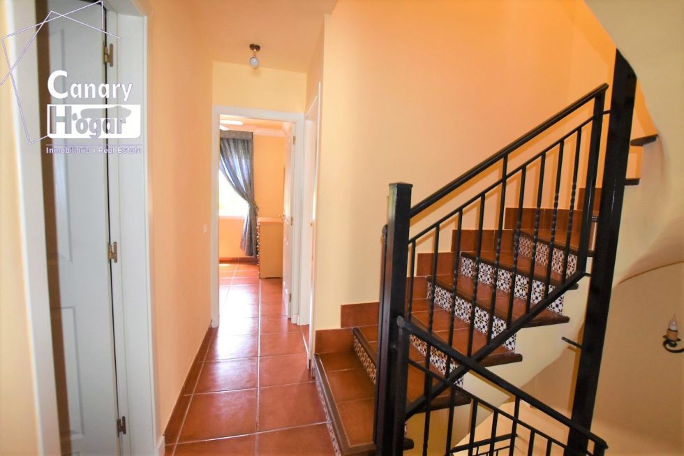 Semi-detached house for sale in  Adeje, Spain - 051871