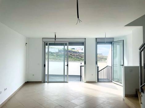 Semi-detached house for sale in  Adeje, Spain - 053101