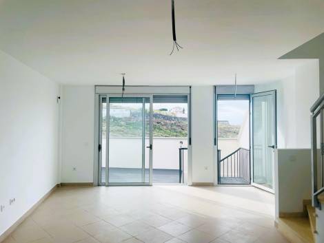 Semi-detached house for sale in  Adeje, Spain - 053101