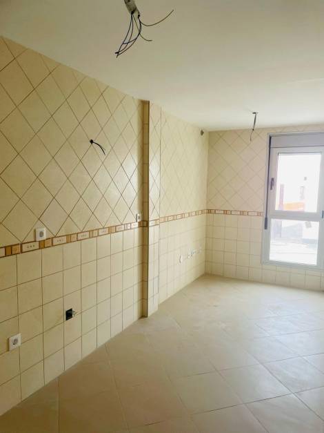 Semi-detached house for sale in  Adeje, Spain - 053101