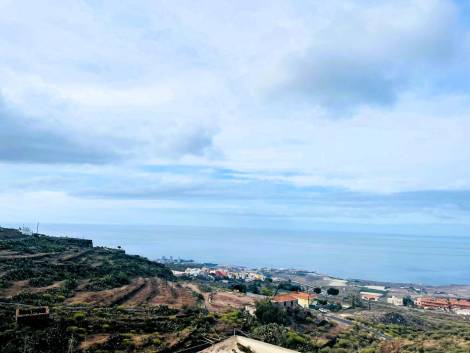 Semi-detached house for sale in  Adeje, Spain - 053101