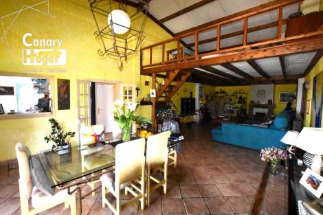 Semi-detached house for sale in  Adeje, Spain - 054281