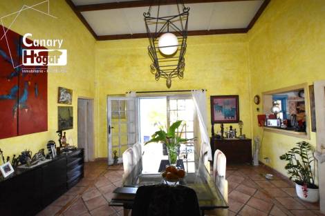 Semi-detached house for sale in  Adeje, Spain - 054281