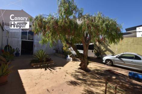 Semi-detached house for sale in  Adeje, Spain - 054281